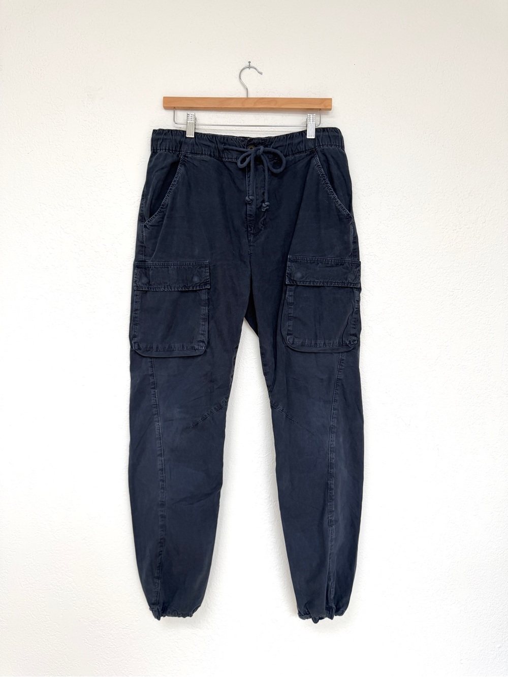 KITH navy blue eldridge utility cargo jogger pants / L